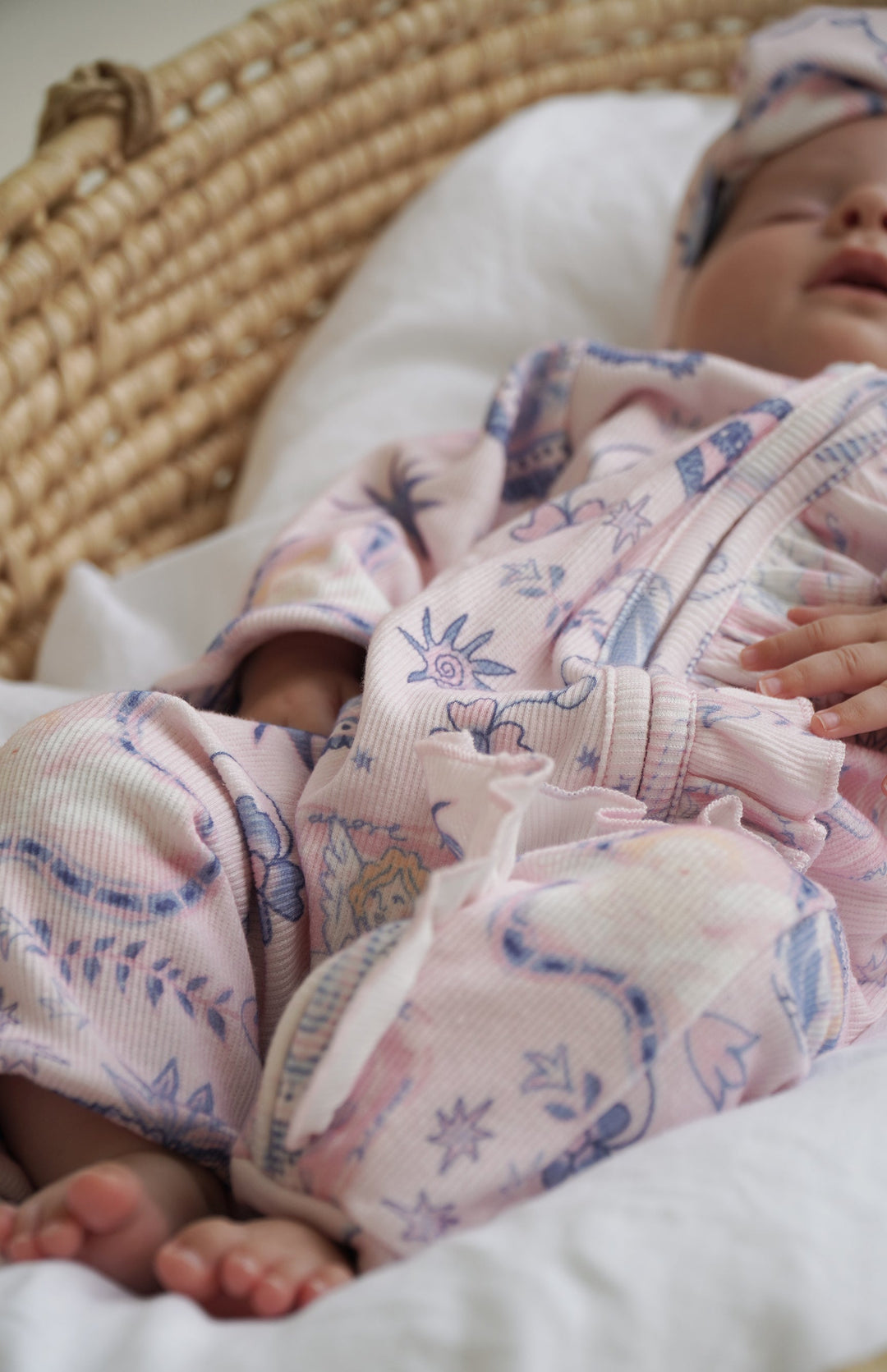 AMORETTE PINK GROWSUIT