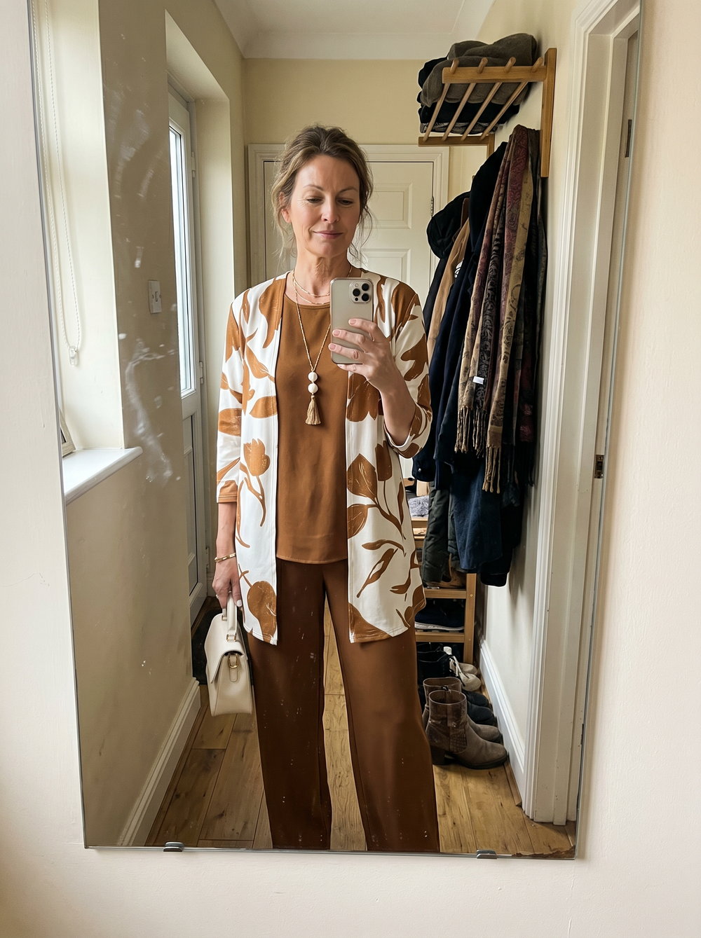 <h2>WHAT CUSTOMERS SAY ABOUT US</h2>